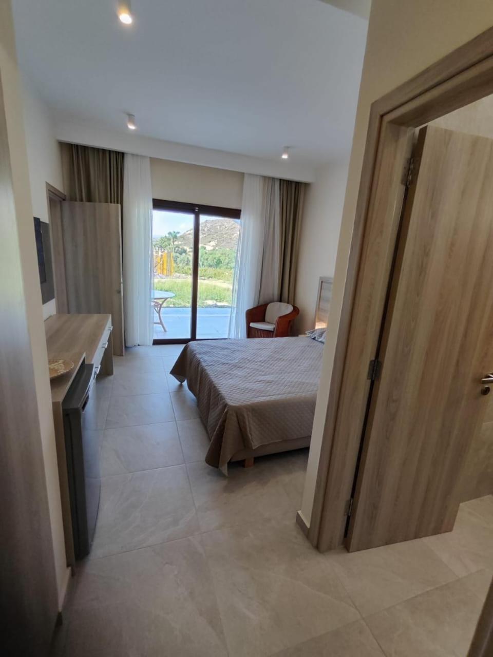 Vina Oliva Resort Писури Екстериор снимка